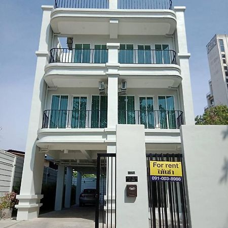 Teak Villa Bangkok Eksteriør bilde