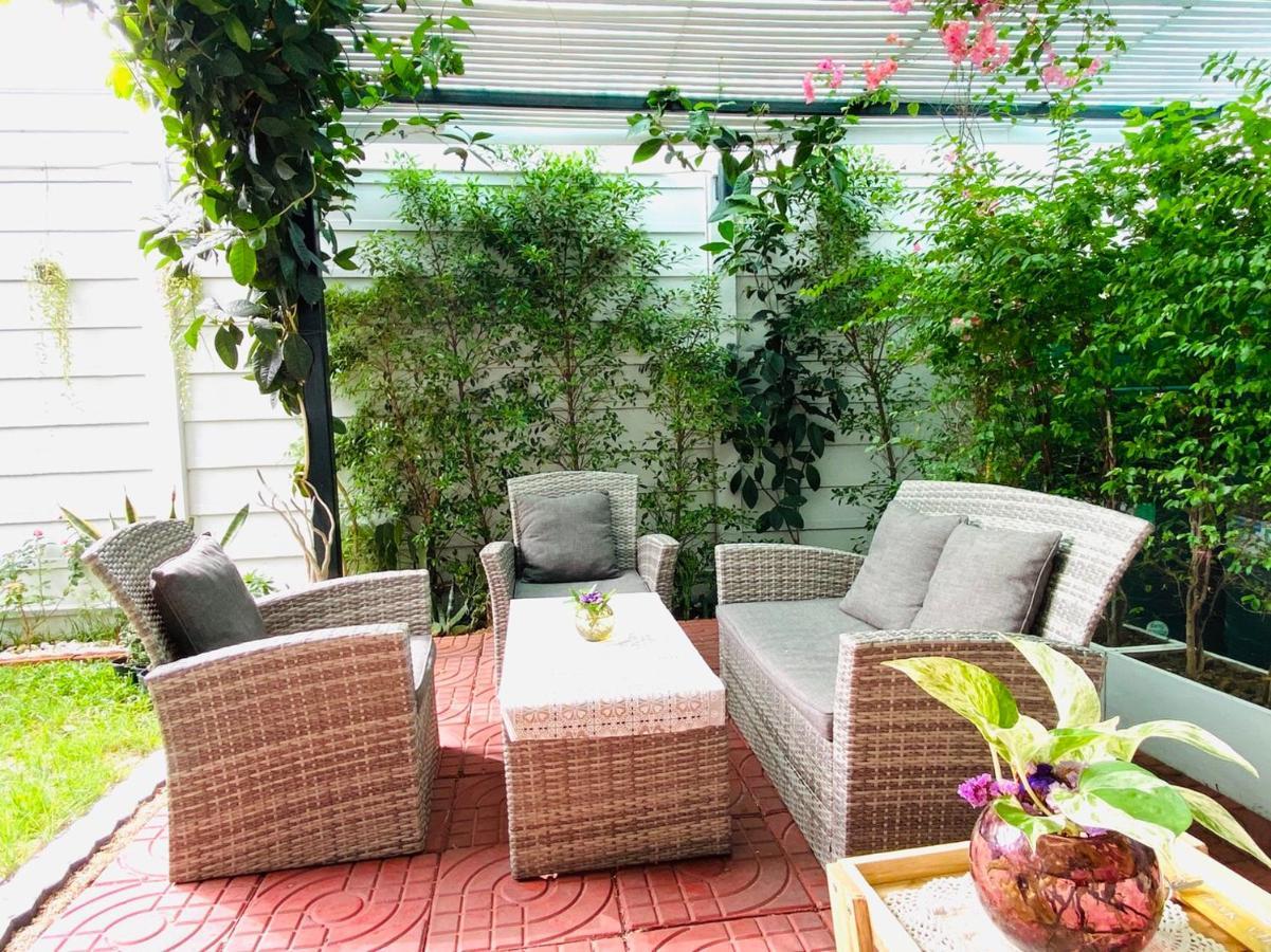 Teak Villa Bangkok Eksteriør bilde