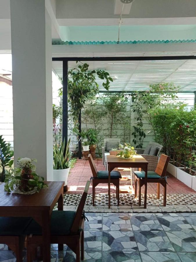 Teak Villa Bangkok Eksteriør bilde